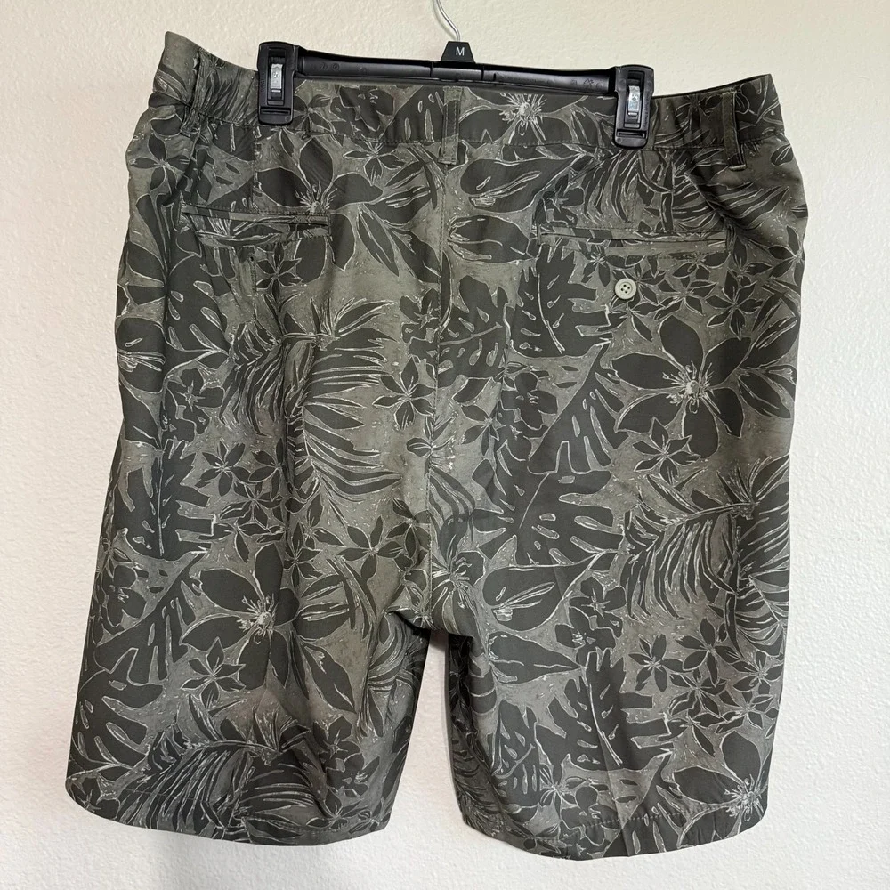 Tommy Bahama Swim Trunk Men's 40 Green Tropical Print 8.5